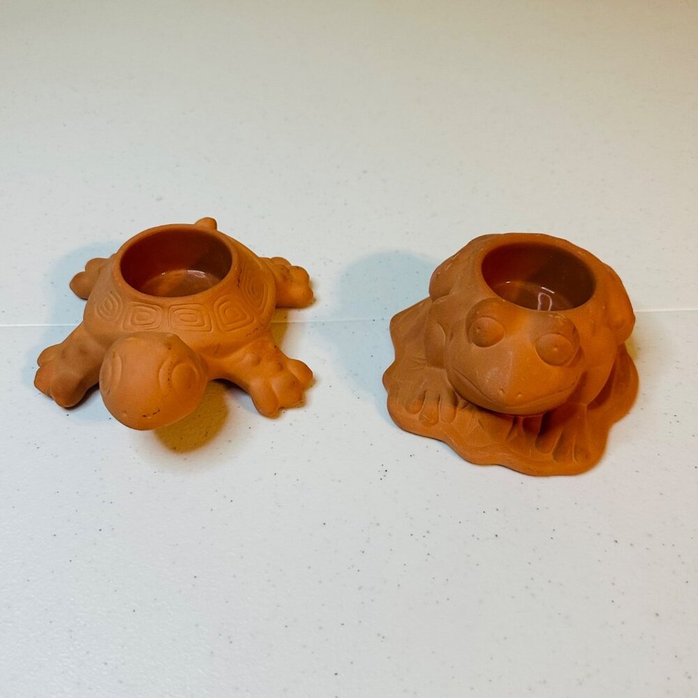 Set Of 2 PartyLite Terracotta Animal Tealight Holders - Turtle and Frog Design
